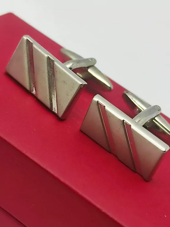 piekne-firmowe-spinki-do-mankietow-vernon-material-17128-16384