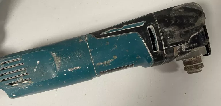 SZLIFIERKA WIELOFUNKCYJNA MAKITA TM3010C