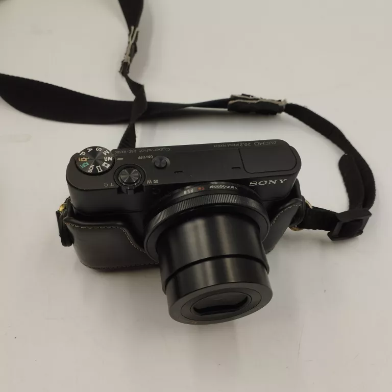 aparat-cyfrowy-sony-dsc-rx100-stabilizacja-optyczna-obiektywu