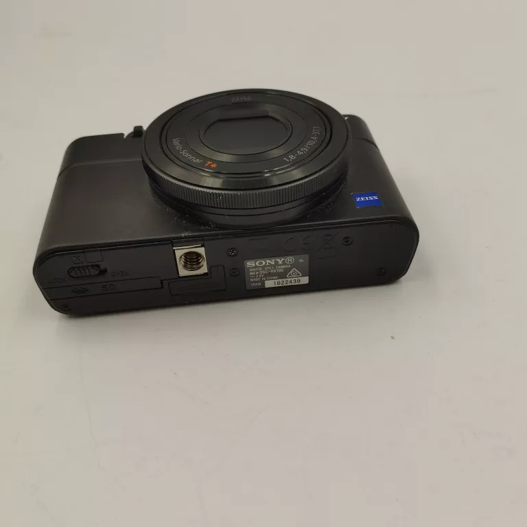 aparat-cyfrowy-sony-dsc-rx100-stan-uzywany