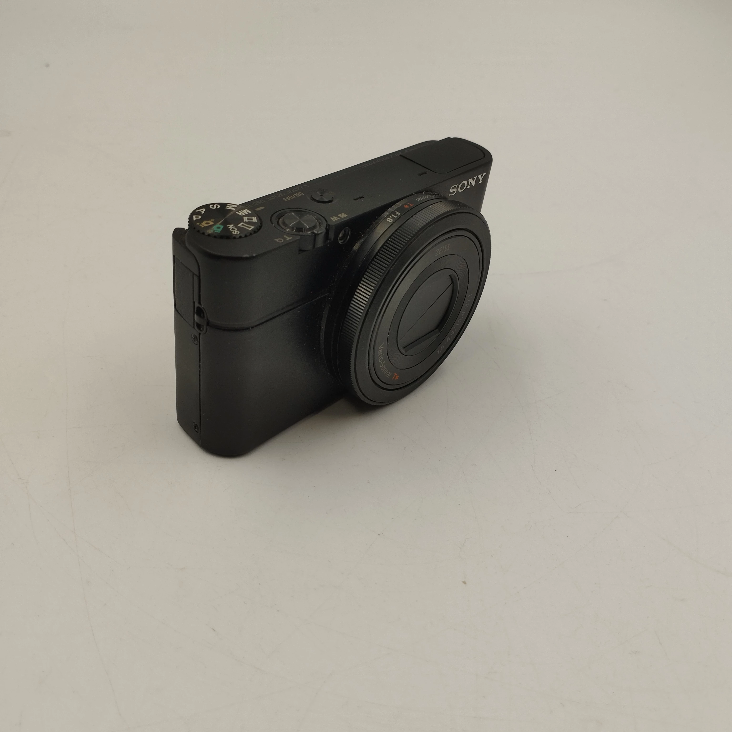 aparat-cyfrowy-sony-dsc-rx100-rozdzielczosc-20