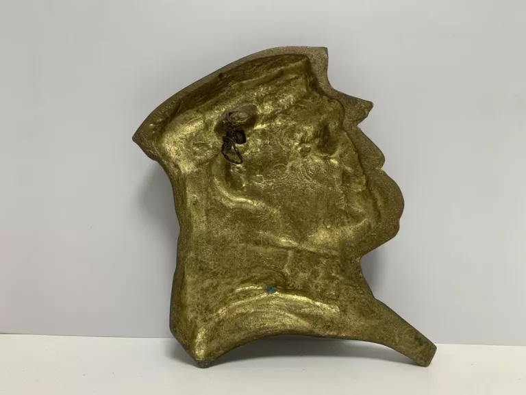 wyroby-mosiezne-4-elementow-stan-nie-wymaga-renowacji