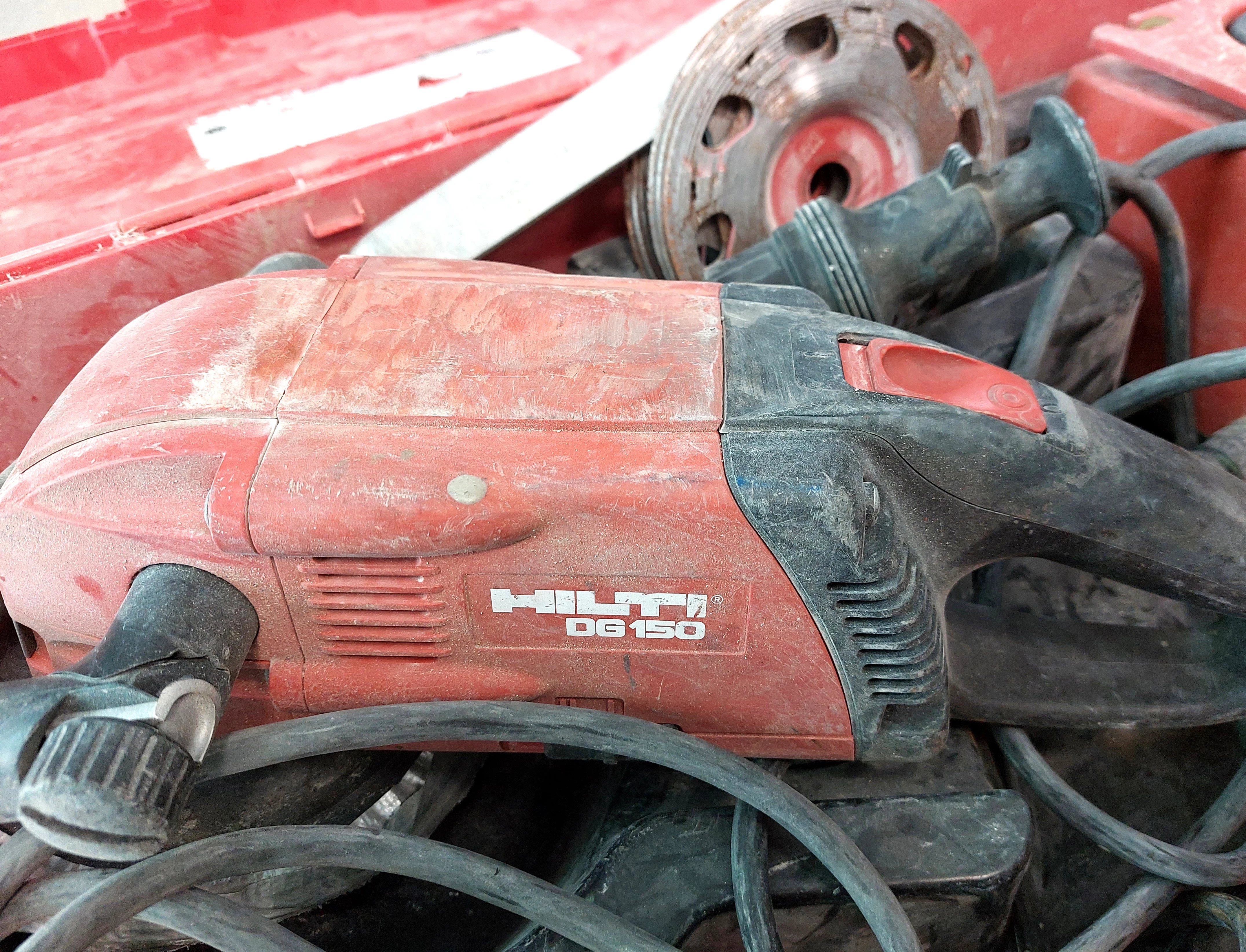 szlifierka-do-betonu-hilti-dg-150-opis-aleja-sw-jana-pawla-ii-252-kolobrzeg