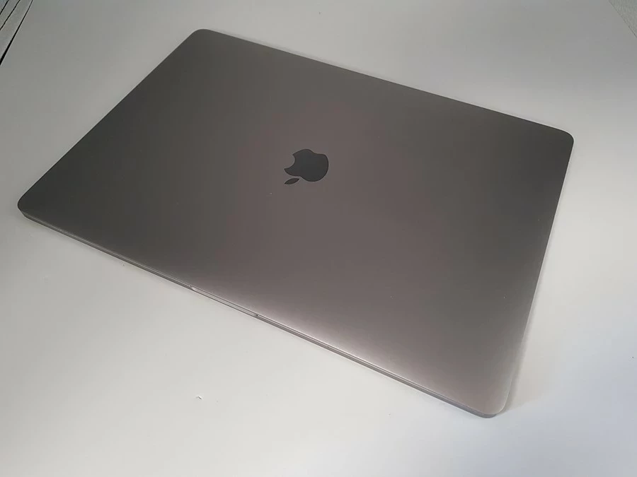 laptop-apple-macbook-pro-a1990-2018-i9-16gb500gb-marka-249568-1680913