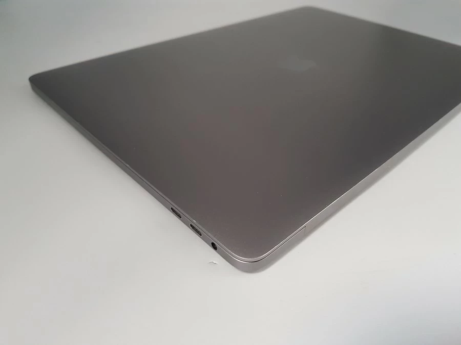 laptop-apple-macbook-pro-a1990-2018-i9-16gb500gb-system-operacyjny-201865-1024