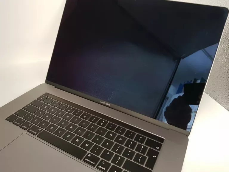 LAPTOP APPLE MACBOOK PRO A1990 2018 I9 16GB/500GB