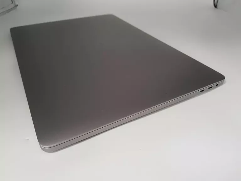 LAPTOP APPLE MACBOOK PRO A1990 2018 I9 16GB/500GB