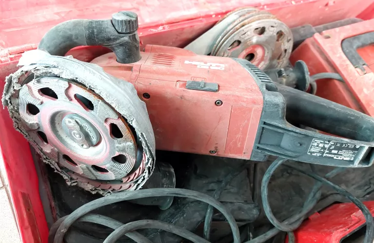 szlifierka-do-betonu-hilti-dg-150-opis-kod-producenta-dg-150