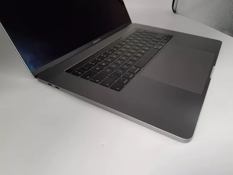 laptop-apple-macbook-pro-a1990-2018-i9-16gb500gb-rozdzielczosc-px-4474-211489