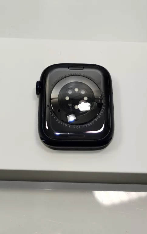 APPLE WATCH SERIES 8 45MM MID ALU GPS MNP13WB/A