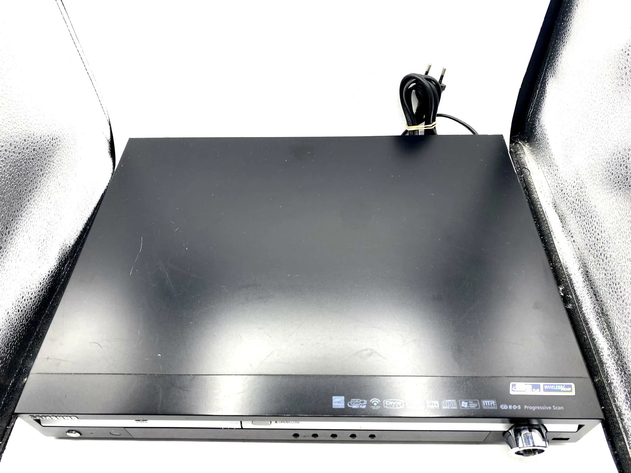 odtwarzacz-dvd-samsung-ht-tq25-at-opis-at-kod-producenta-dvd-e232