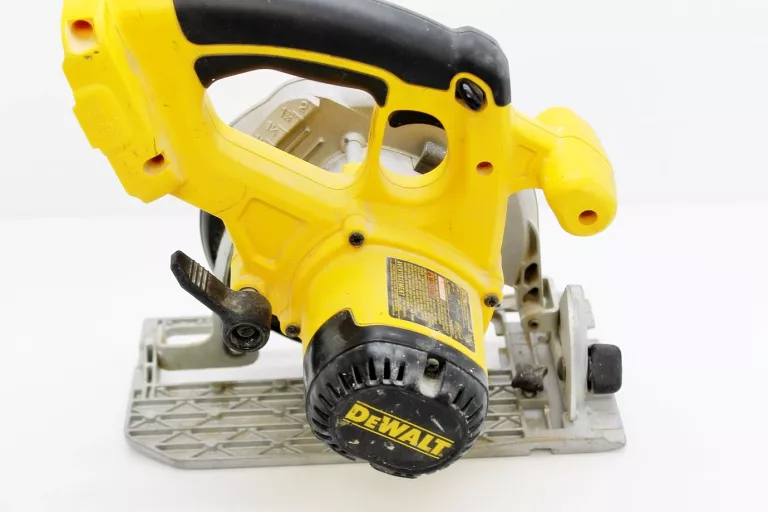 PIŁA TARCZOWA DEWALT DC390 18V BODY