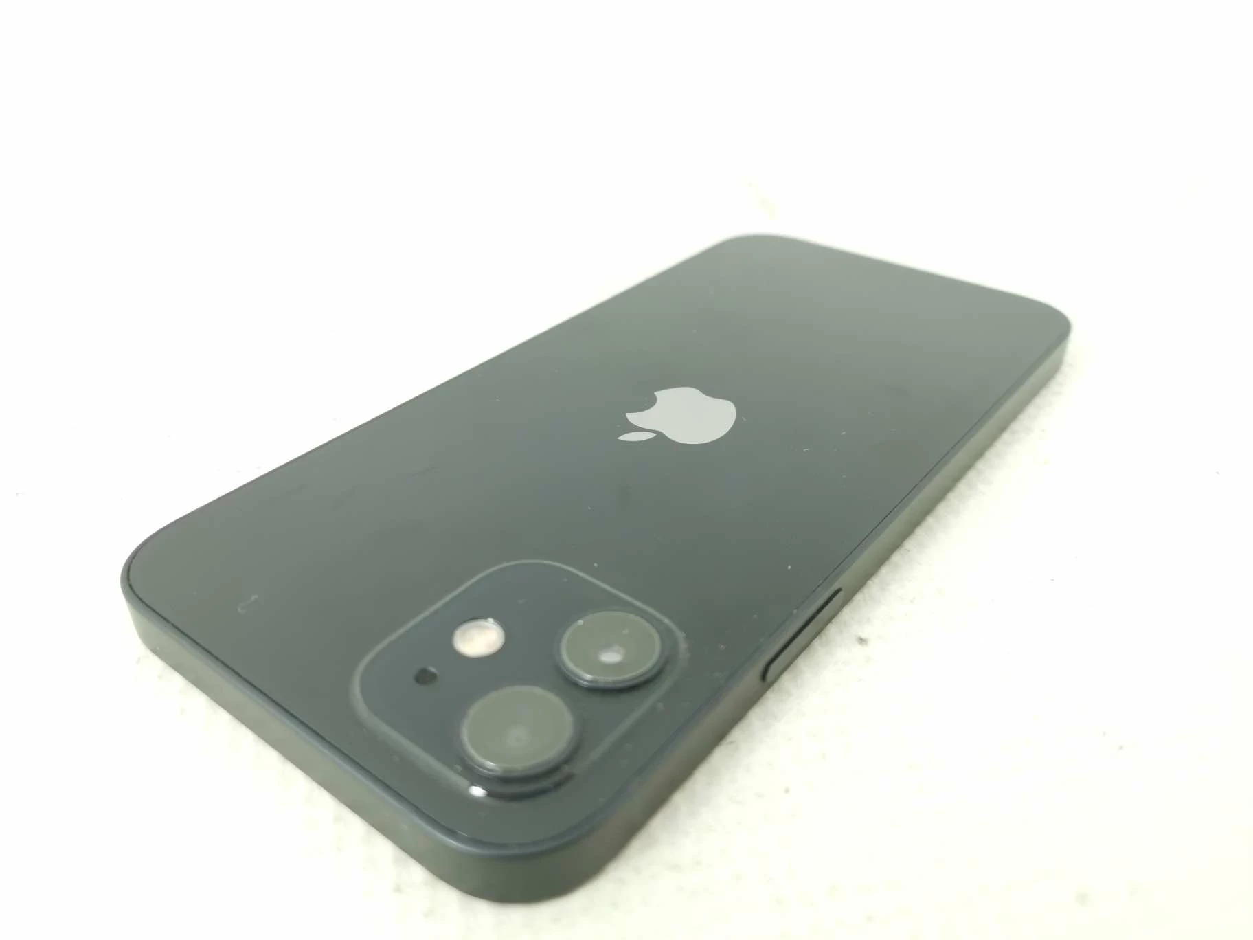 telefon-iphone-12-128gb-ean-gtin-194252031315