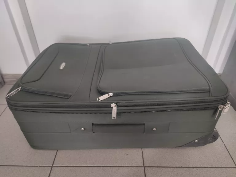 walizka-ariana-rodzaj-walizki-miekkie