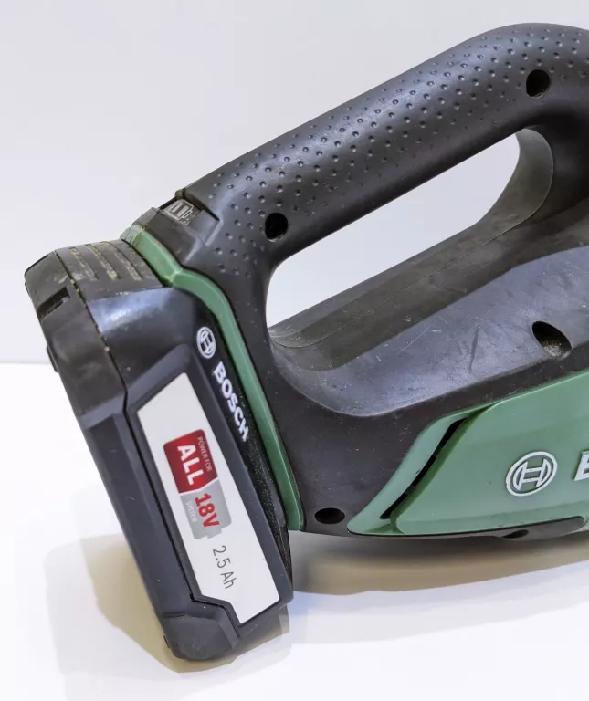 BOSCH ODKURZACZ AKUMULATOROWY UNIVERSALVAC 18