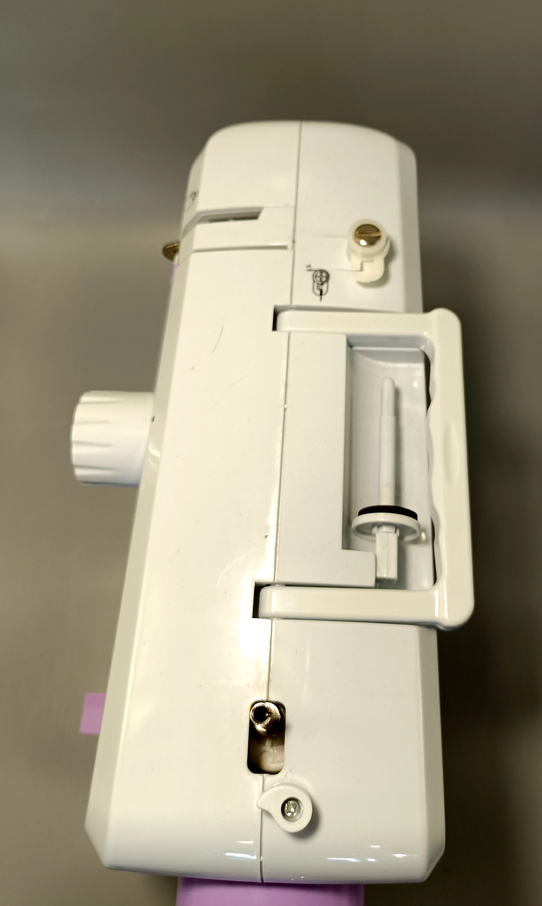 maszyna-do-szycia-lucznik-lena-2019-marka-lucznik