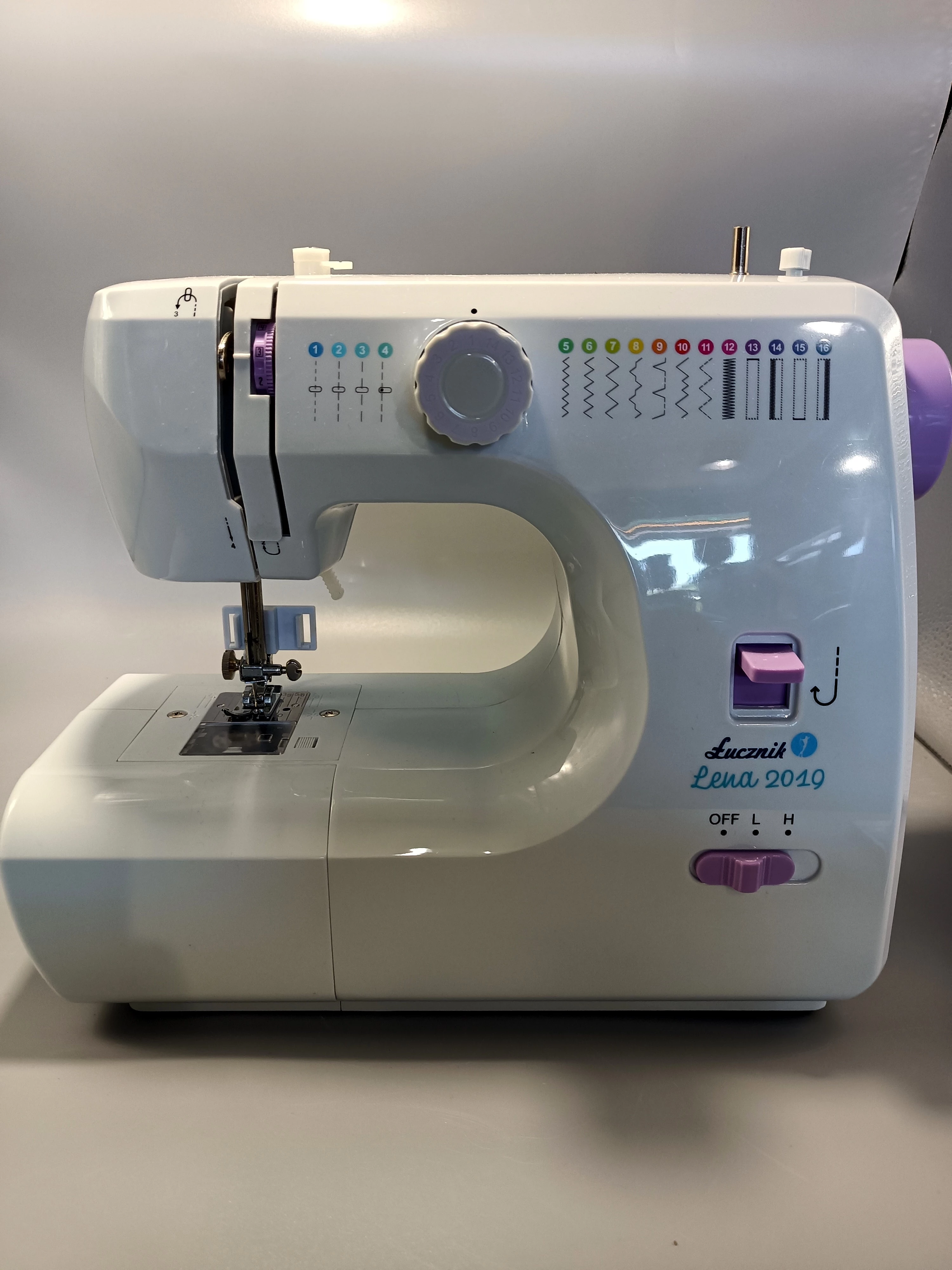 maszyna-do-szycia-lucznik-lena-2019-stan-uzywany