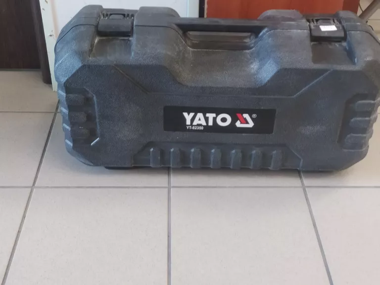 ŻYRAFA YATO YT-82350 W WALIZCE
