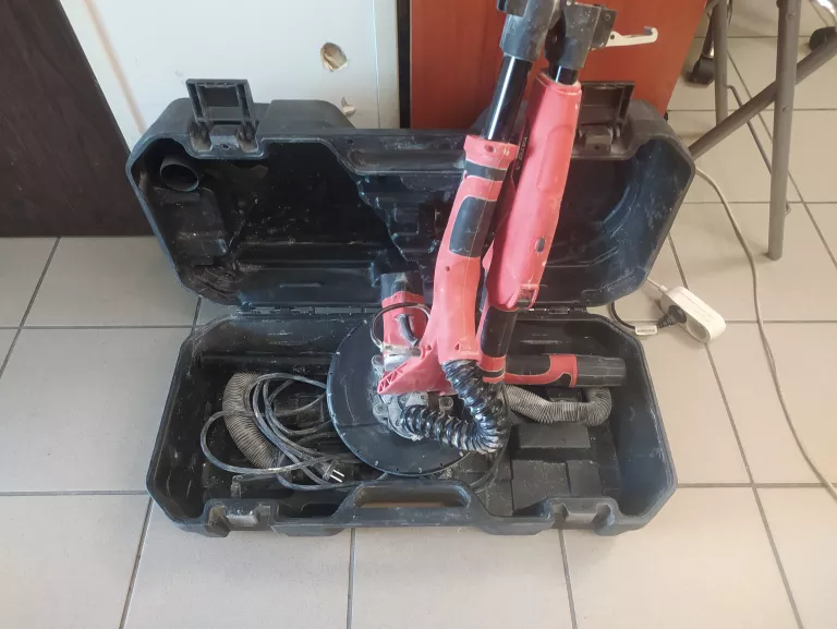 ŻYRAFA YATO YT-82350 W WALIZCE