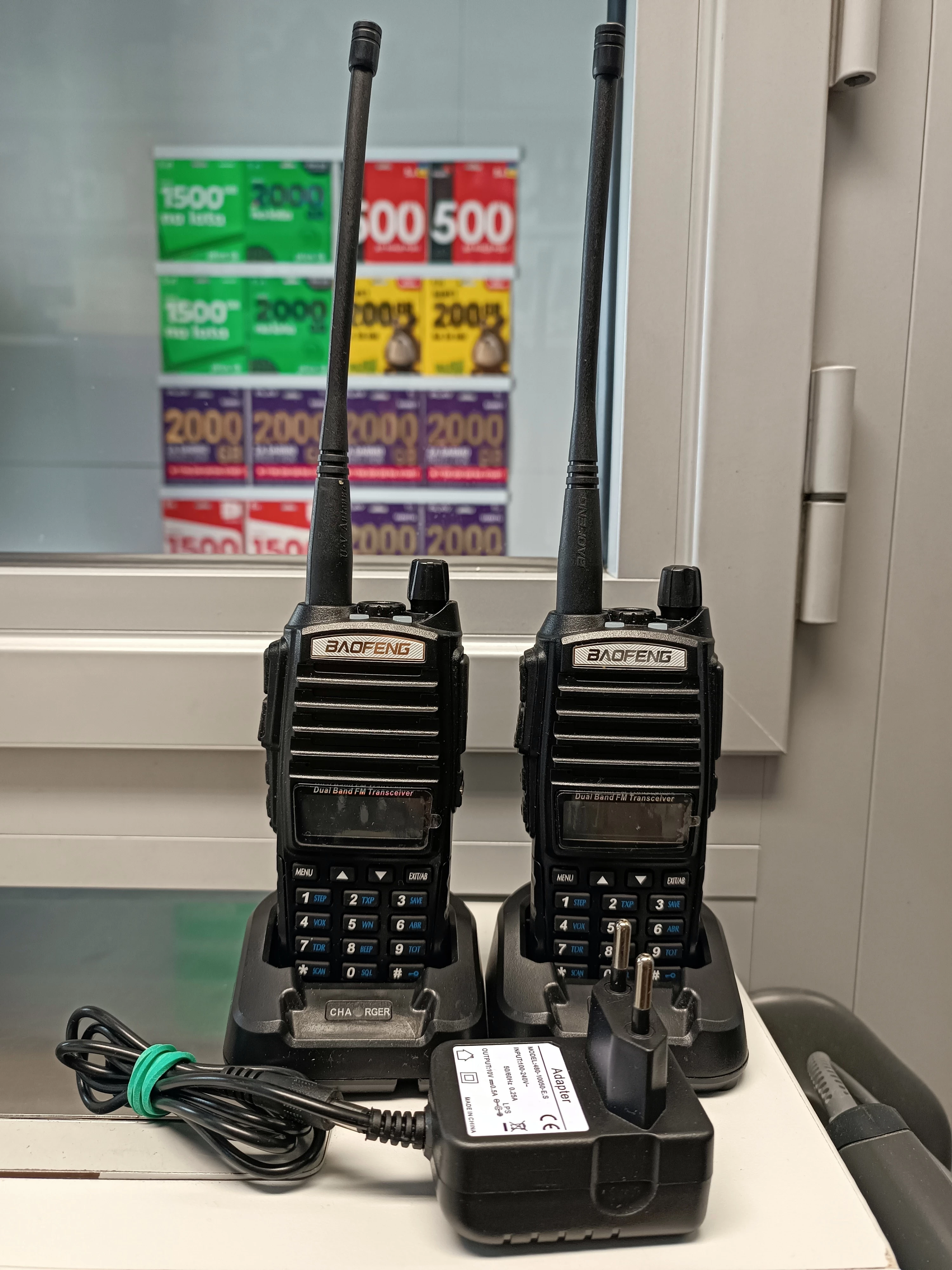 krotkofalowka-baofeng-uv-82-htq-5w-2szt-podstlad-stan-uzywany