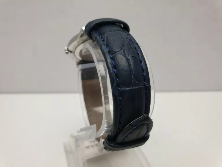 ZEGAREK MECHANICZNY UNIVERSAL GENEVE ALTESSE