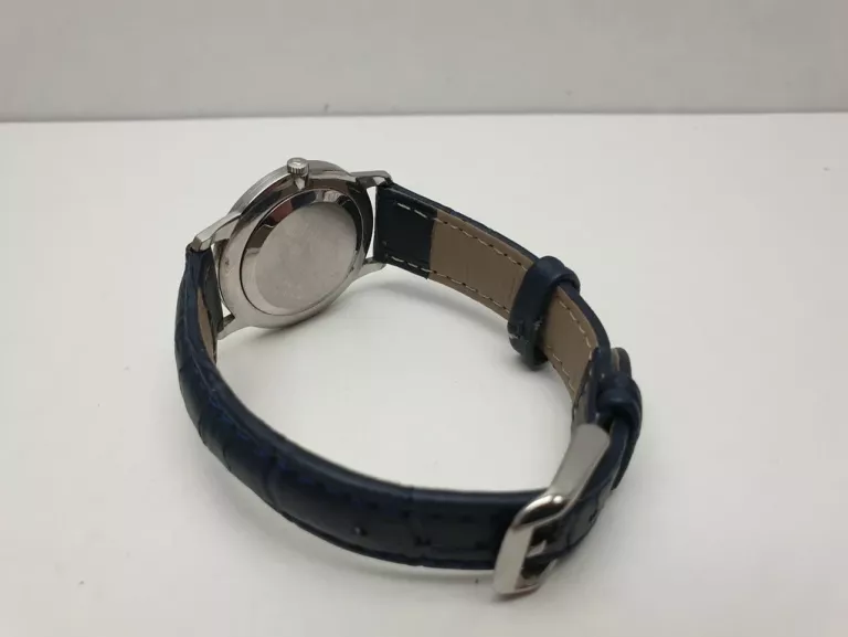 ZEGAREK MECHANICZNY UNIVERSAL GENEVE ALTESSE