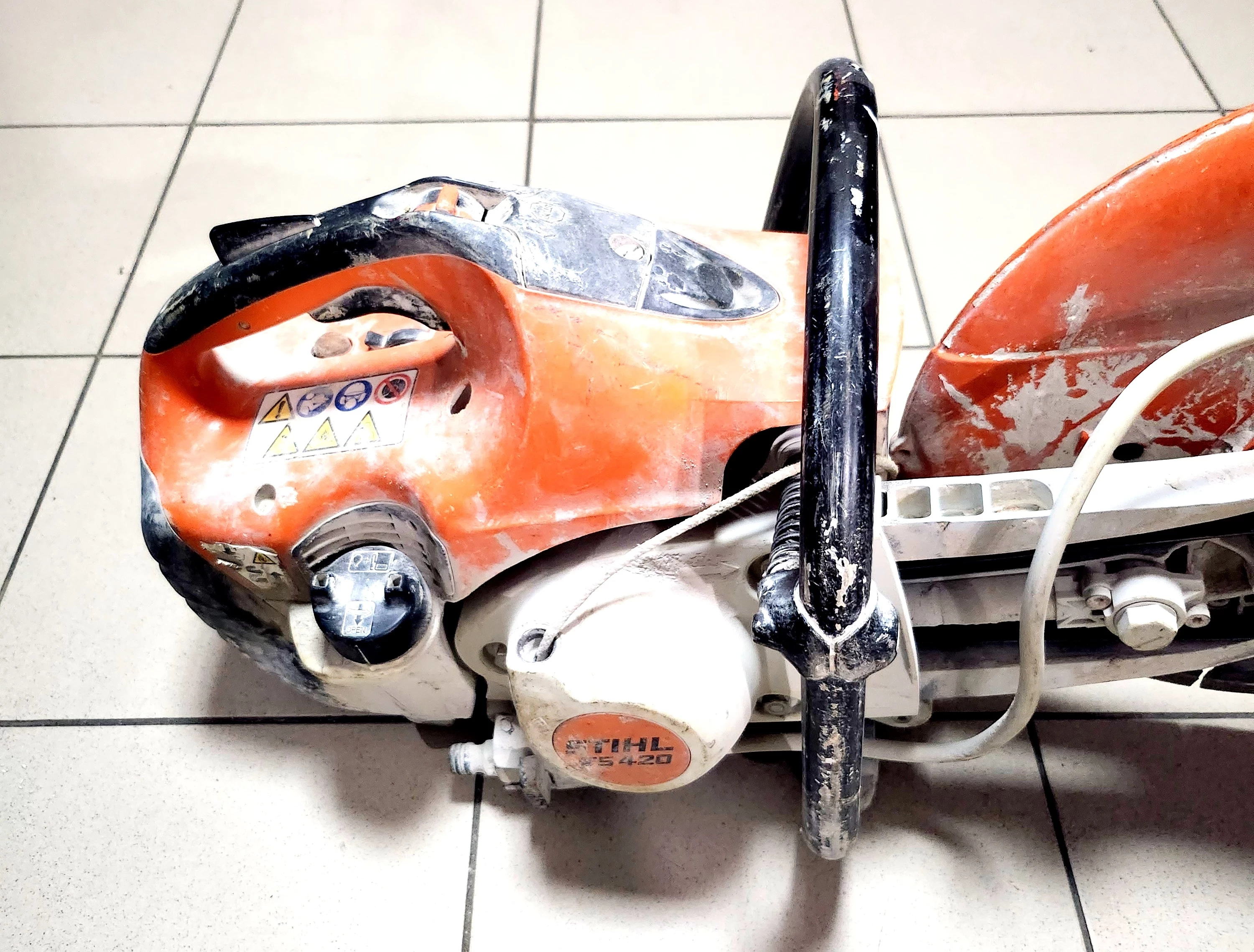 pila-przecinarka-spalinowa-do-betonu-stihl-ts420-stan-uzywany