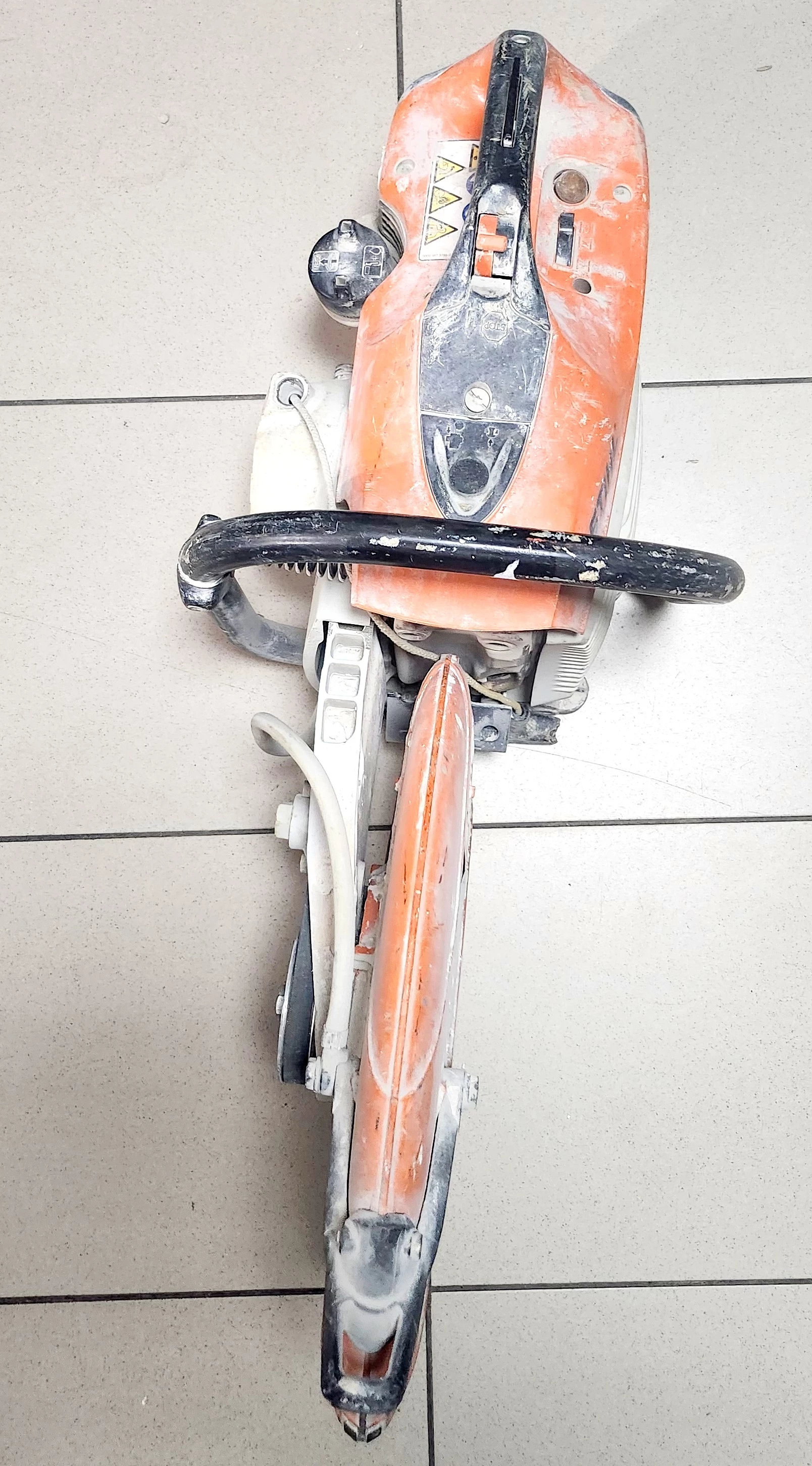 pila-przecinarka-spalinowa-do-betonu-stihl-ts420-rodzaj-pila-tarczowa