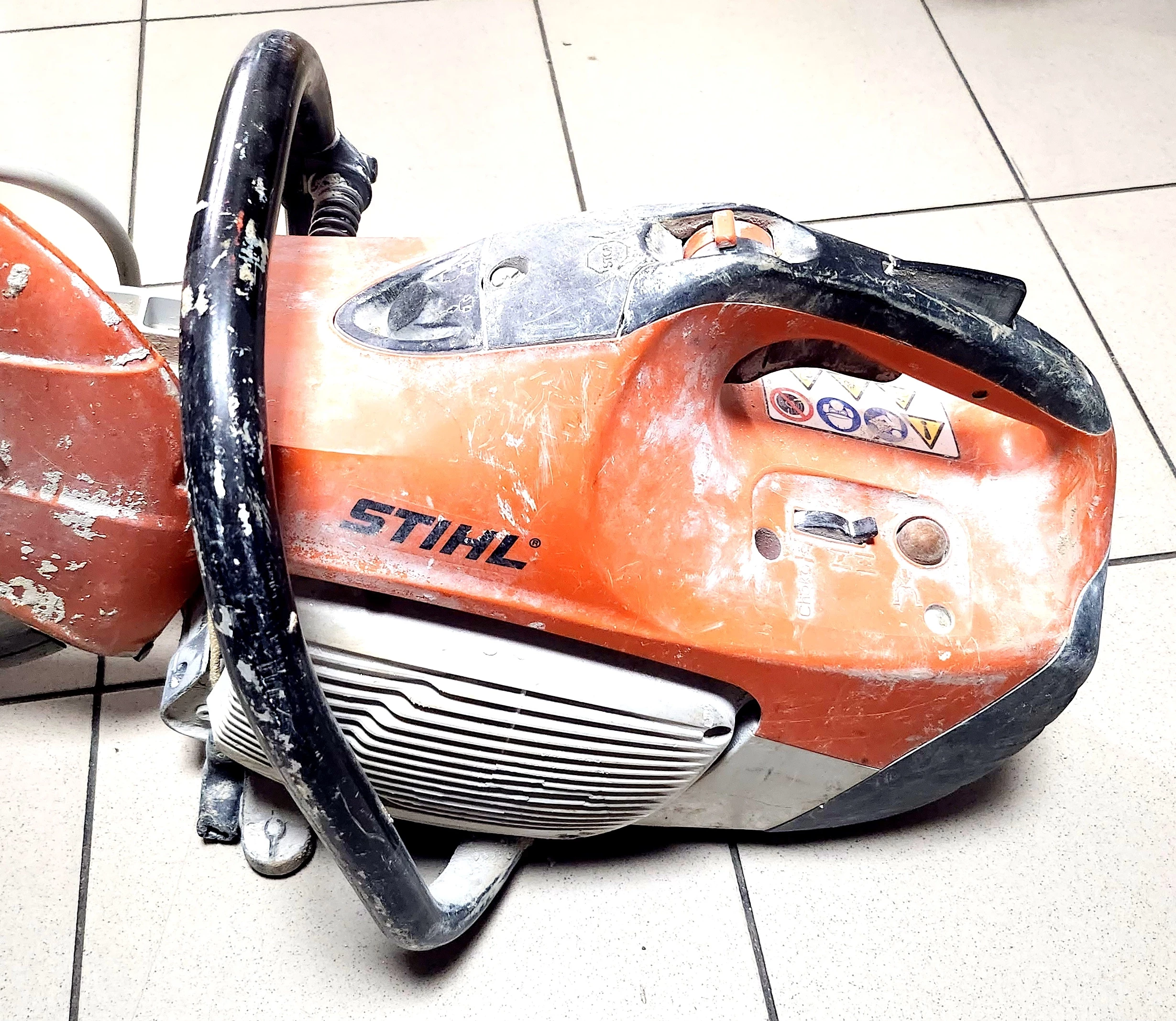 pila-przecinarka-spalinowa-do-betonu-stihl-ts420-marka-stihl