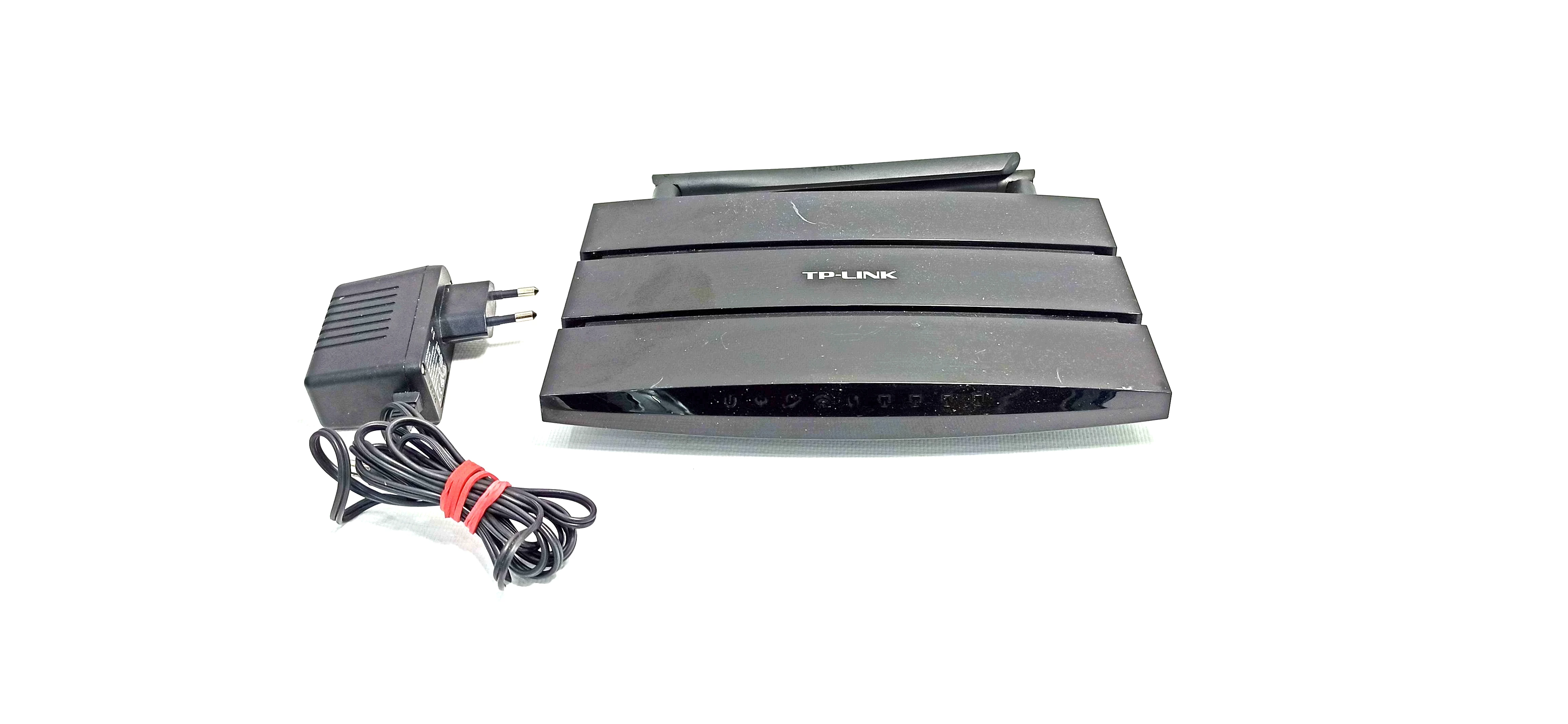 router-tp-link-td-w8970-starowiejska-2935-gdynia-harbor