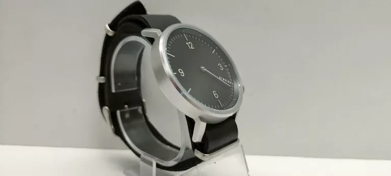 ZEGAREK KOMODO THE MAGNUS