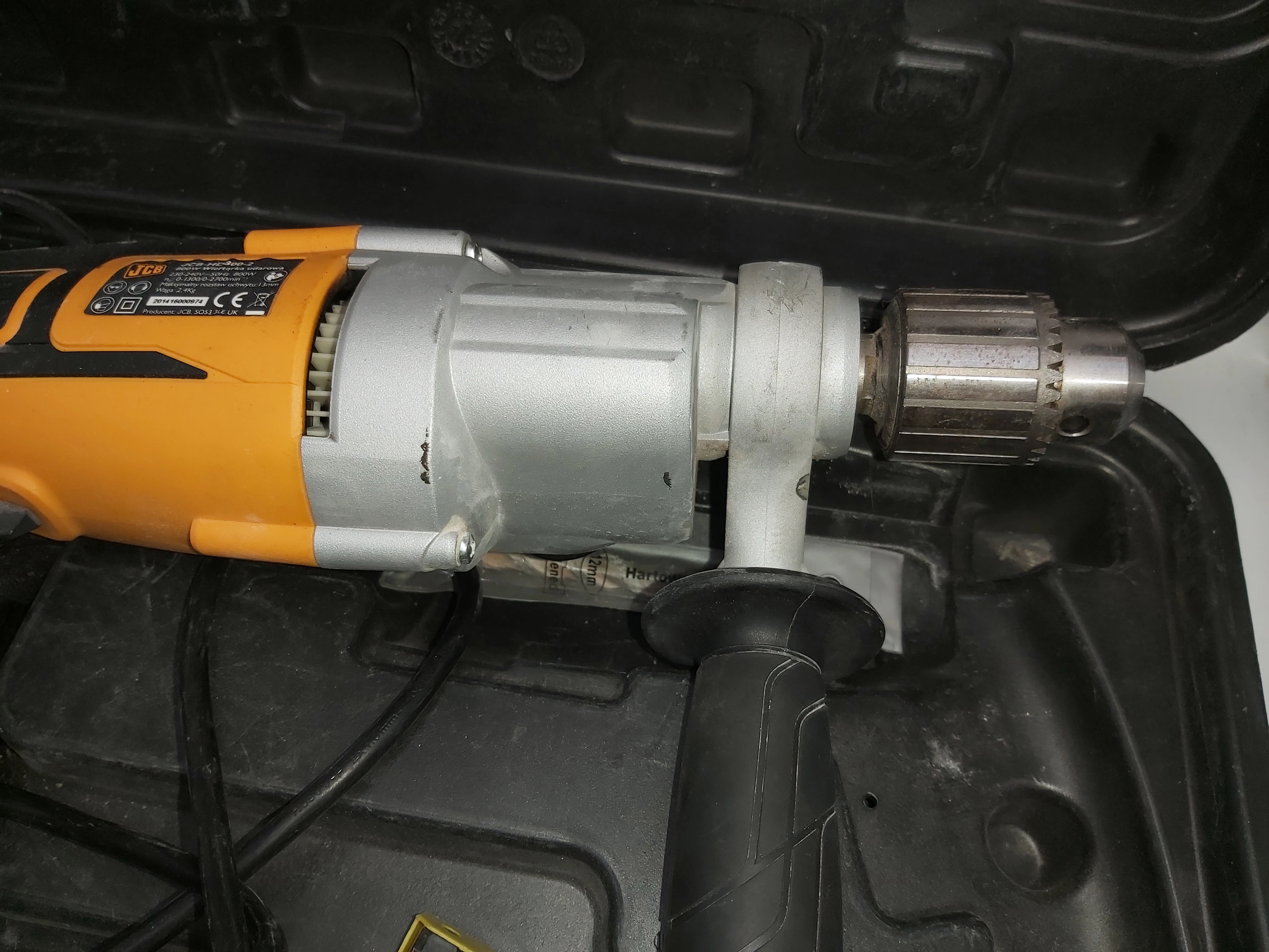 wiertarka-udarowa-jcb-hd800-2-800w-walizka-waga-wiertarki-2