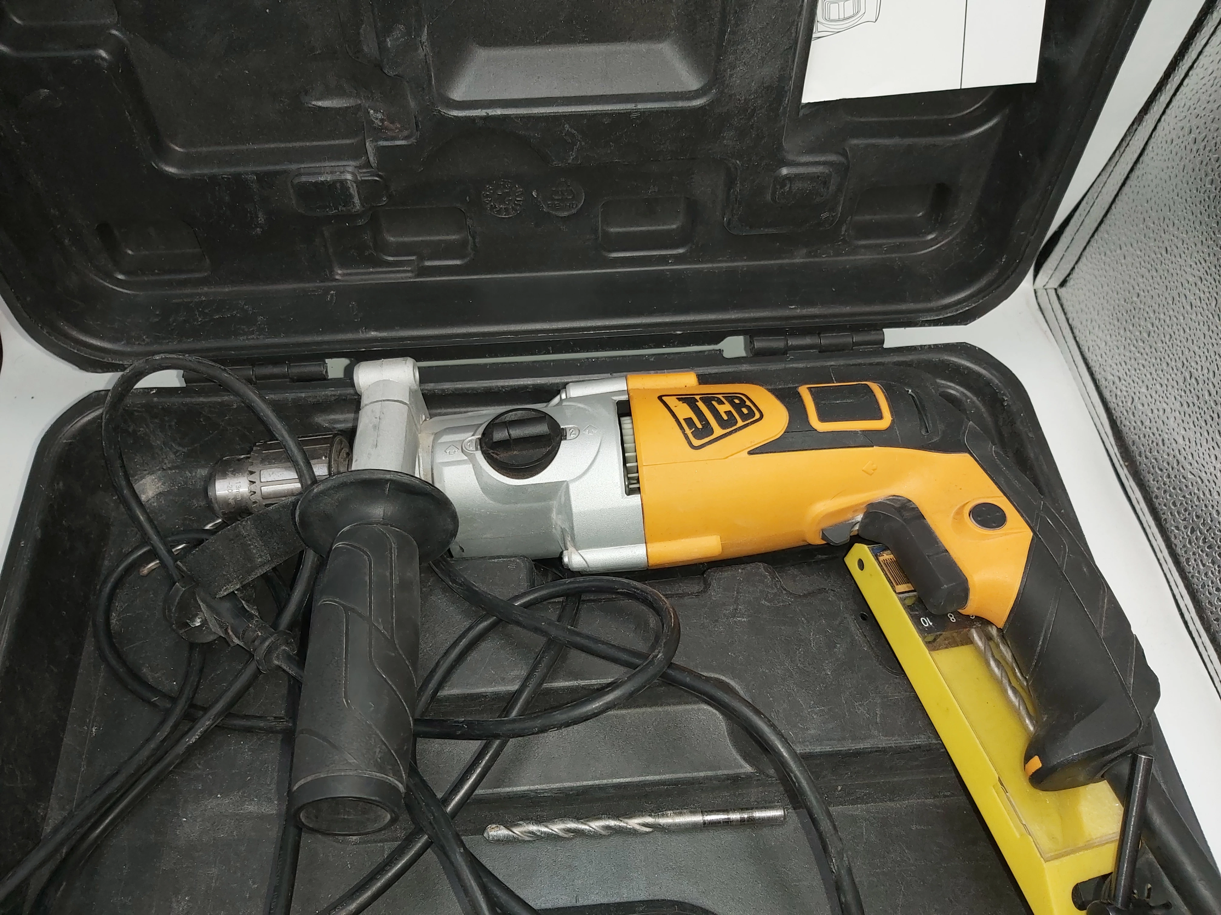 wiertarka-udarowa-jcb-hd800-2-800w-walizka-slowackiego-17-katowice