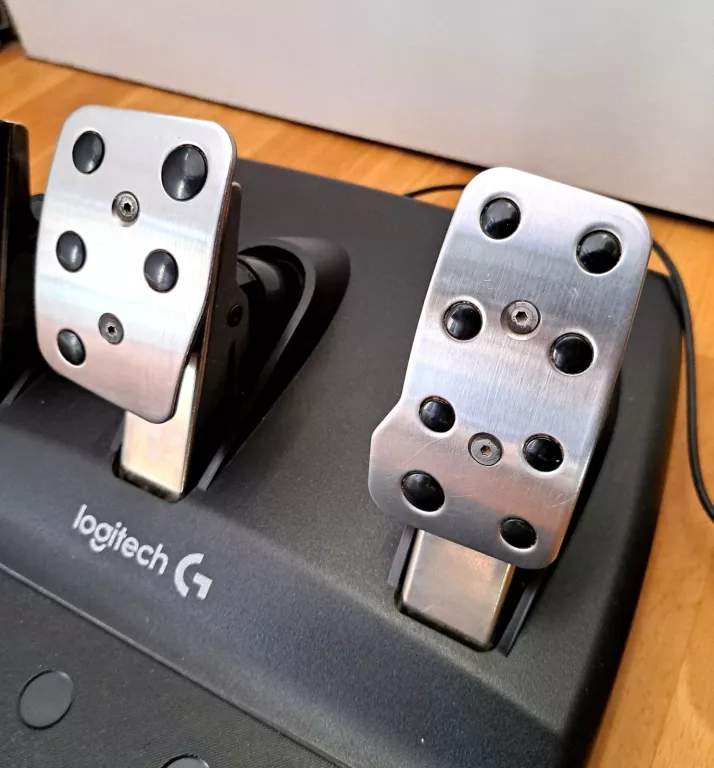 KIEROWNICA LOGITECH G920 / BEZ SHIFTERA-OPIS