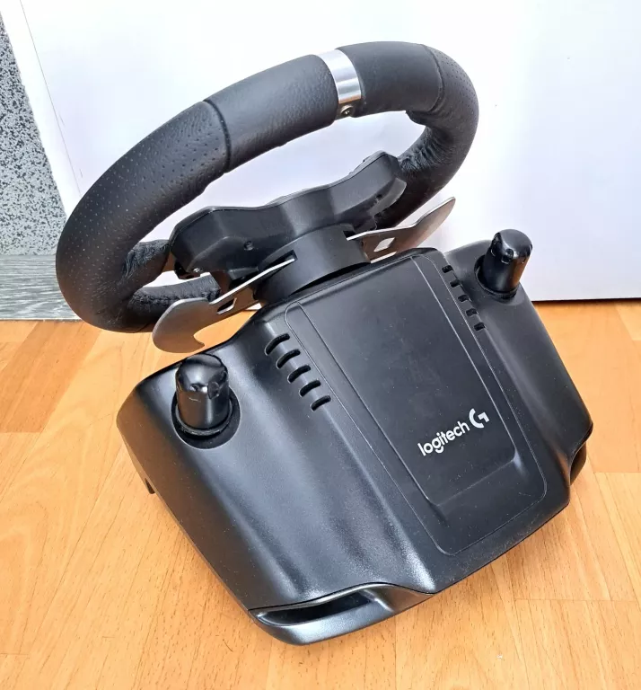 KIEROWNICA LOGITECH G920 / BEZ SHIFTERA-OPIS