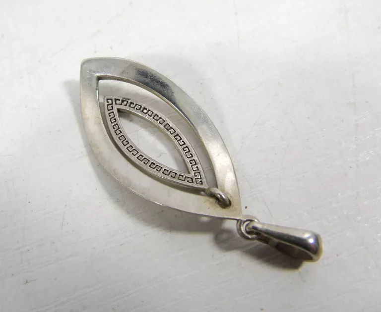 FAJOWA SREBRNA ZAWIESZKA PR925