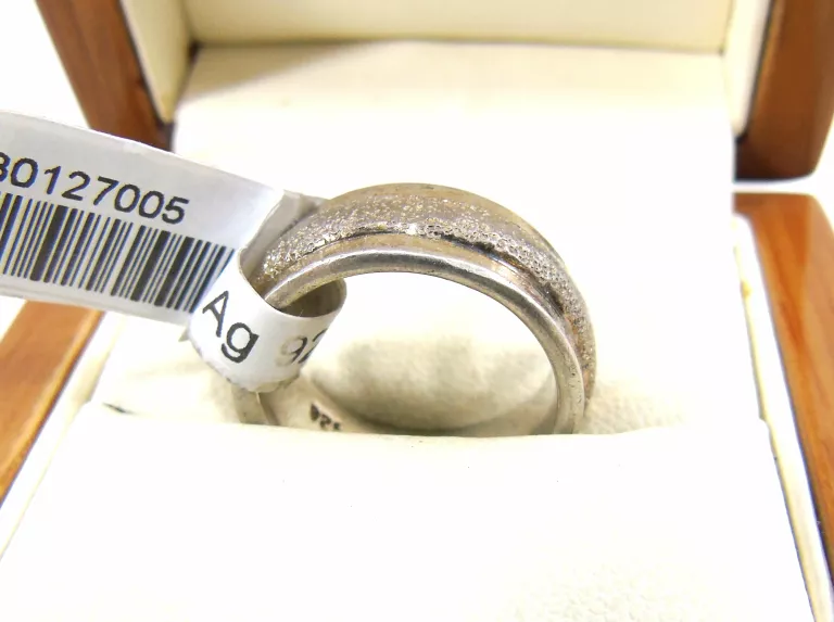 KONKRETNA SREBRNA OBRĄCZKA PR925 R13