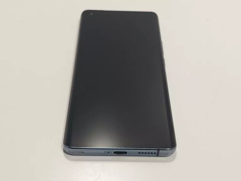 TELEFON VIVO V2006