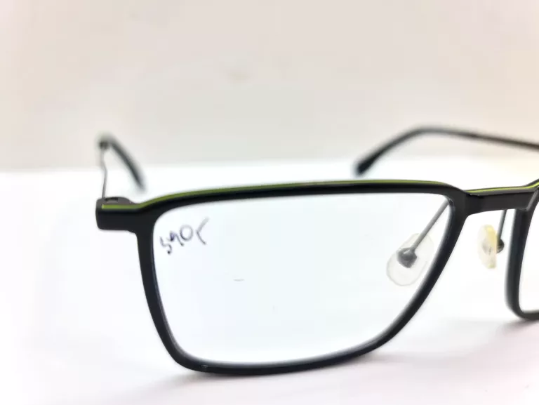 oprawki-lacoste-l2814-stan-uzywany