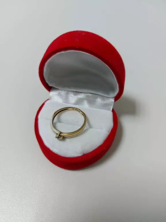 zloty-pierscionek-375-144g-kamien-17088-128