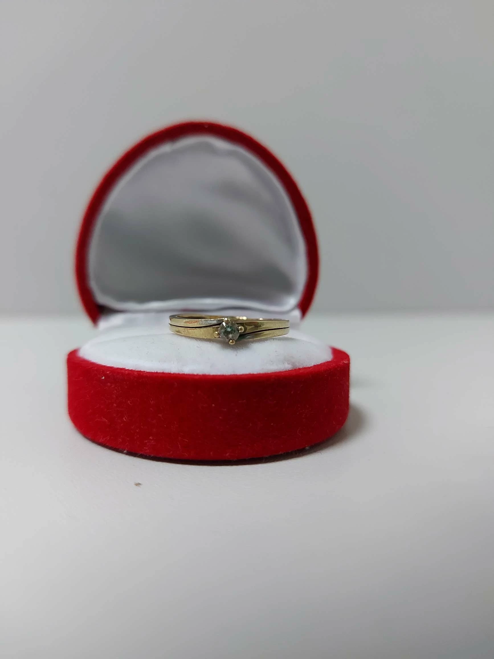 zloty-pierscionek-375-144g-wodna-17-chelmno