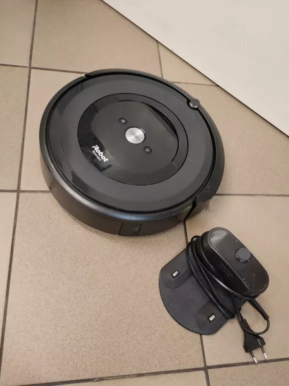ODKURZACZ IROBOT ROOMBA E5