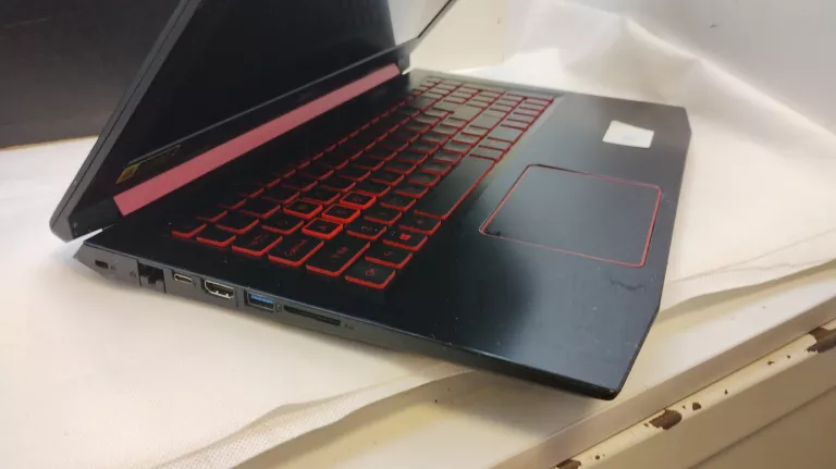 LAPTOP ACER NITRO 5 INTEL I5 8GB RAM 500/1000