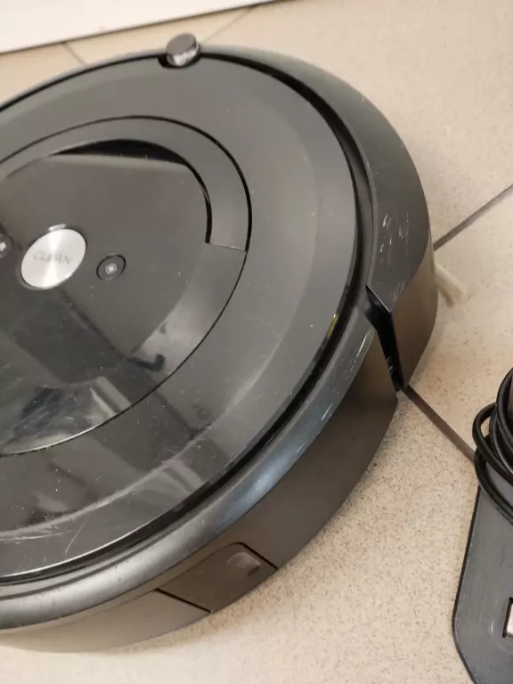 ODKURZACZ IROBOT ROOMBA E5