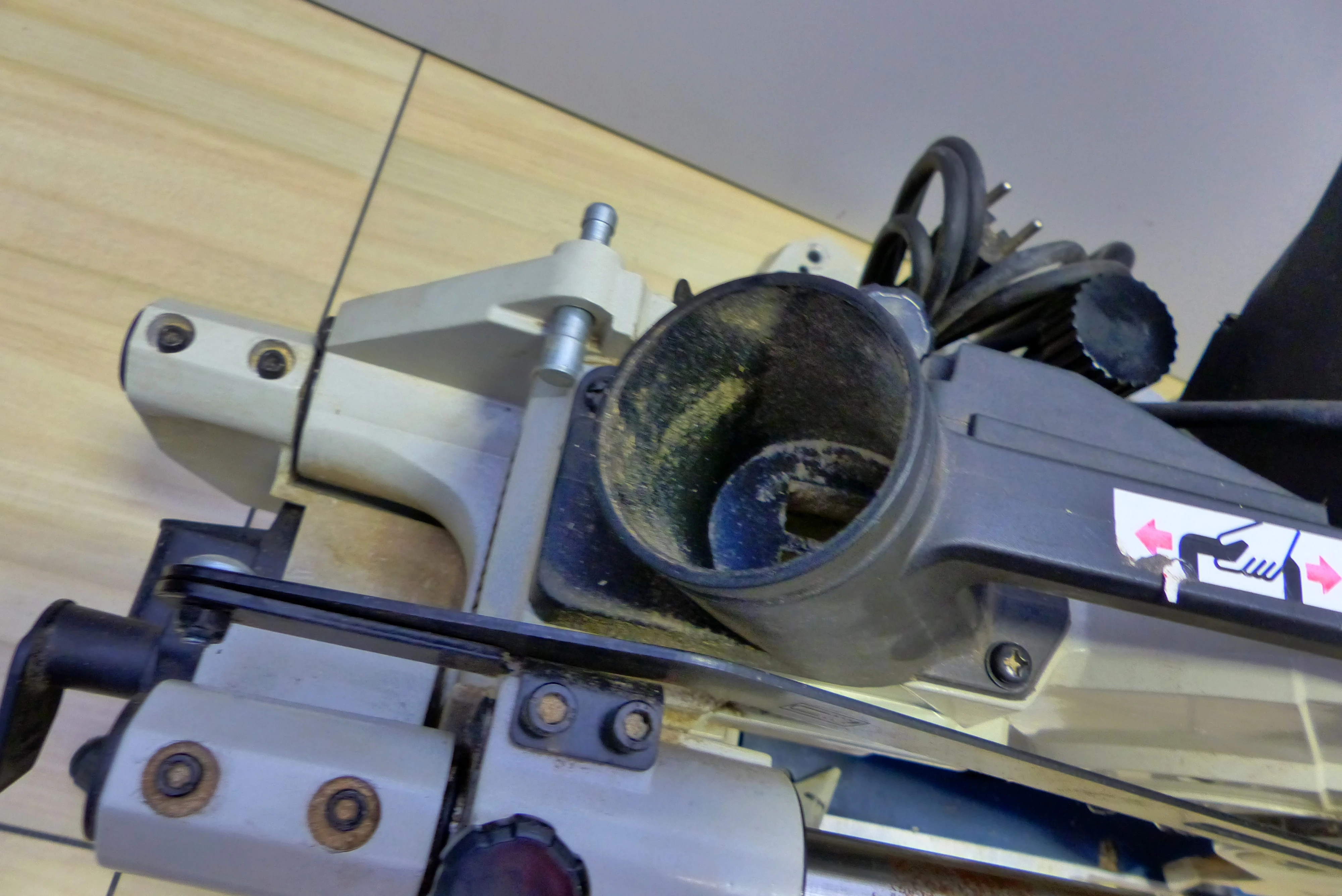 ukosnica-pila-tarczowa-holzkraft-kgz-3050-vario-rodzaj-pily-stolowa