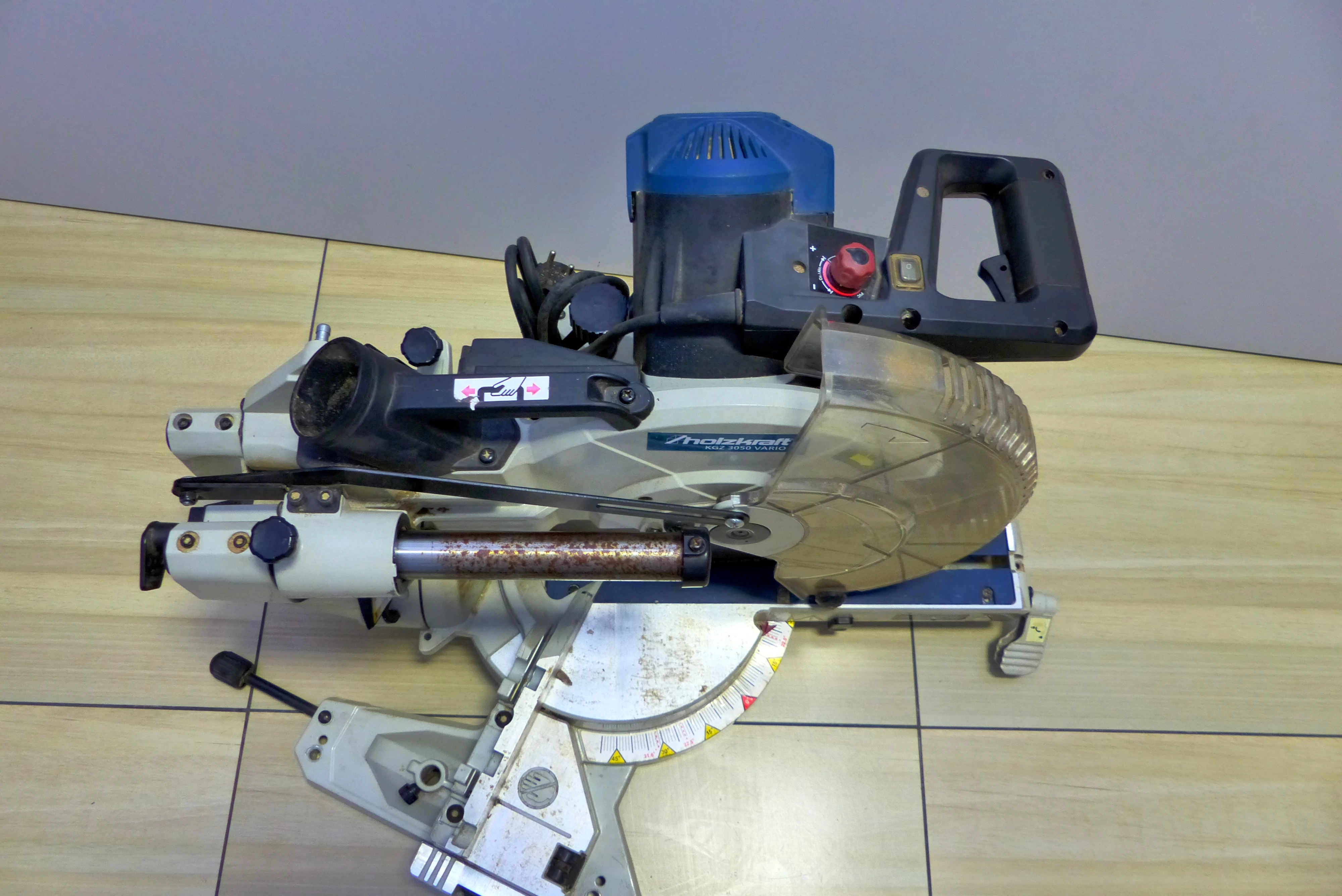 ukosnica-pila-tarczowa-holzkraft-kgz-3050-vario-stan-uzywany