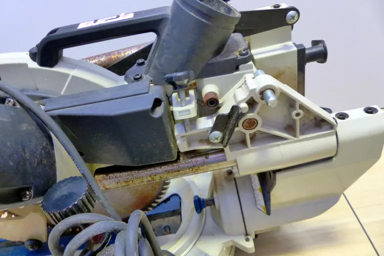 ukosnica-pila-tarczowa-holzkraft-kgz-3050-vario-product-id