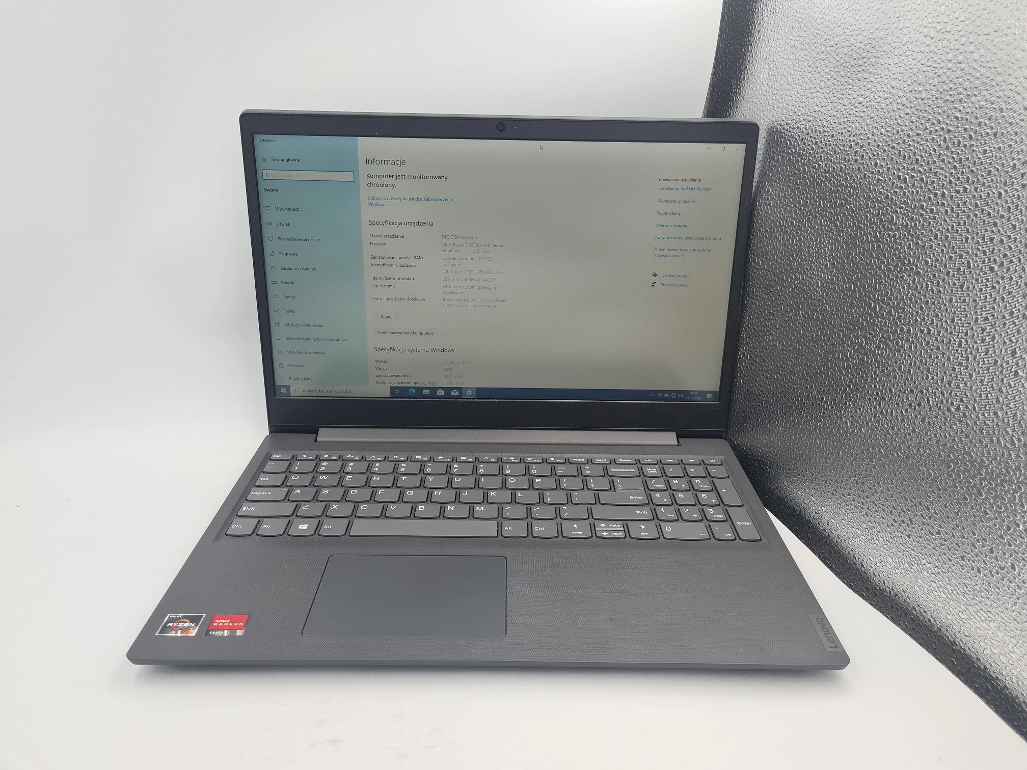 laptop-lenovo-v15-ada-ryzen-3-20gb-ram-512ssd-kod-producenta-82c7