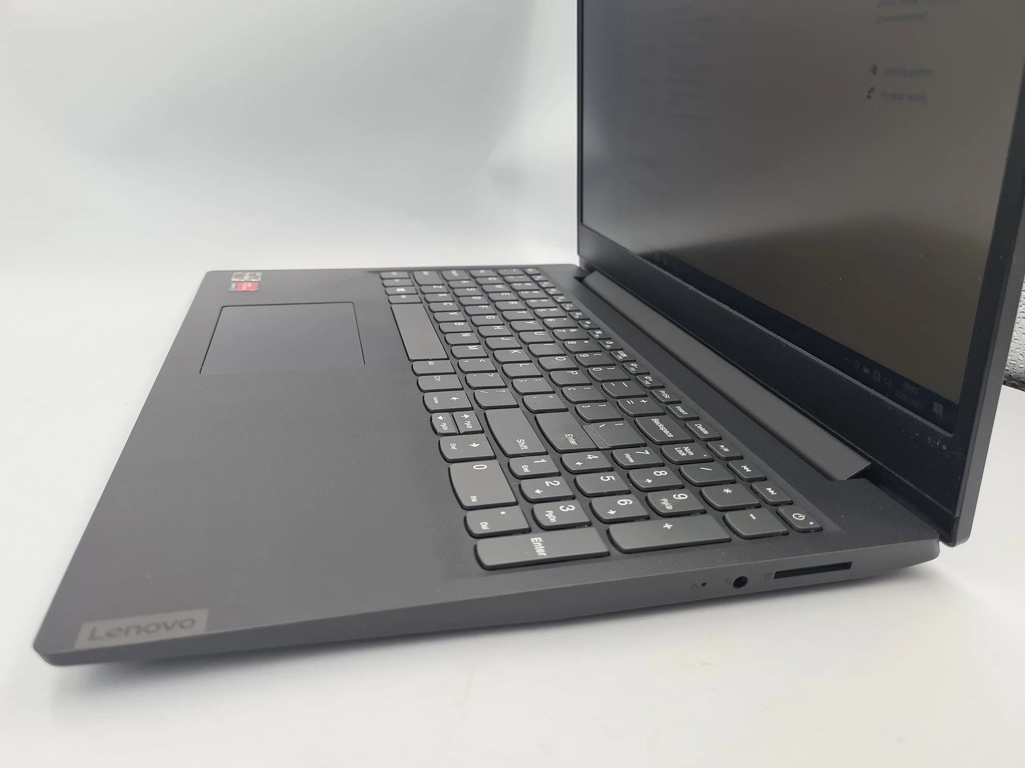 laptop-lenovo-v15-ada-ryzen-3-20gb-ram-512ssd-przekatna-ekranu-156