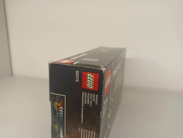 ZESTAW LEGO TECHNIC 42072 WYŚCIGÓWKA